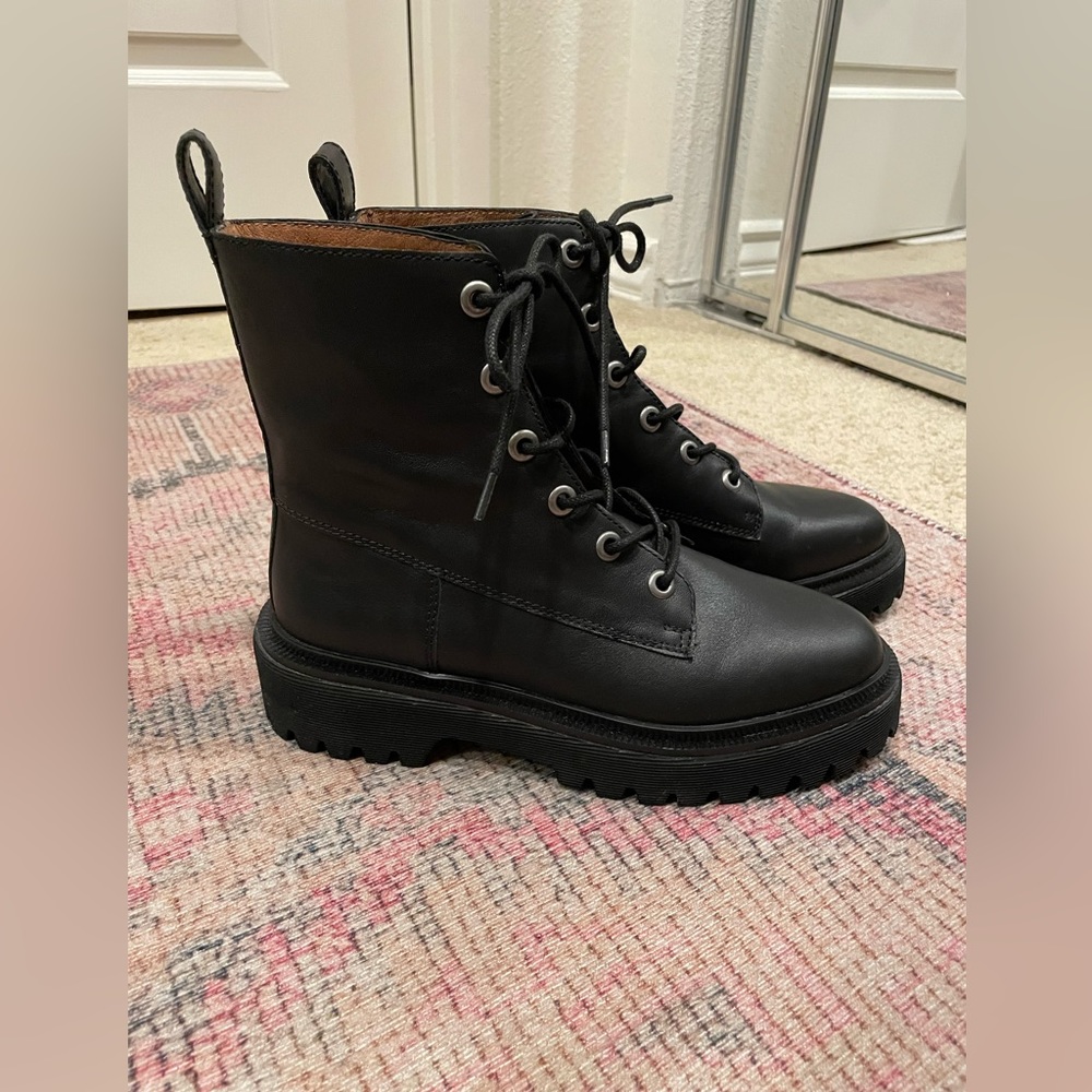 Madewell The Rayna Lace-Up Boot in Leather / 7 MEDIUM / TRUE BLACK